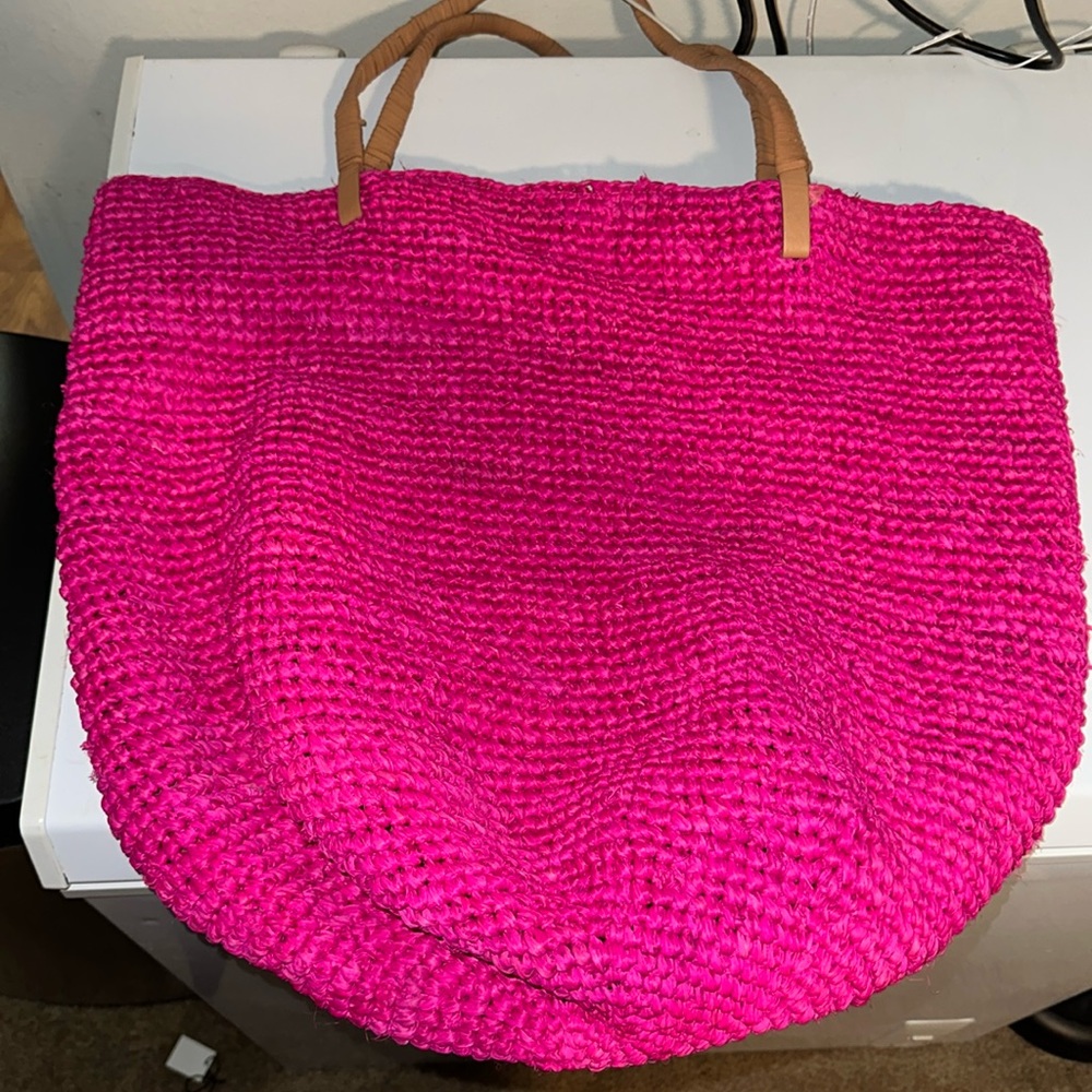 Pink straw bag